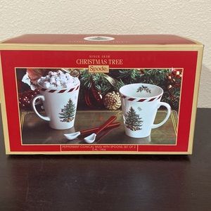 New Spode Christmas Tree Peppermint Cocoa Mugs with spoons
